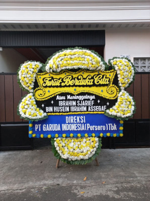 Papan Bunga Duka di Panjang Selatan